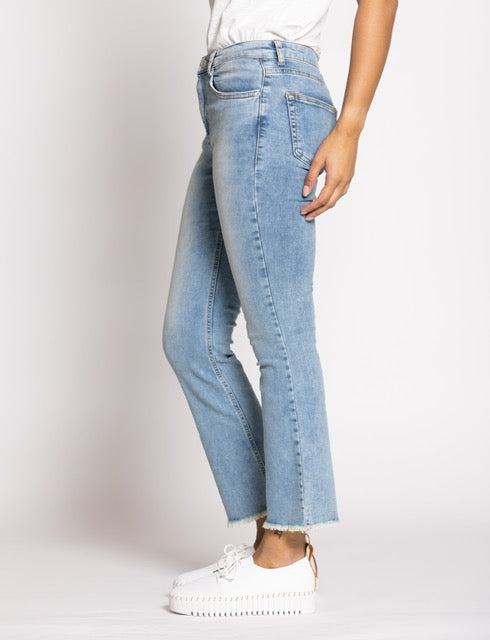 Lynda Ennio High Rise Cropped Flare Denim Lynda Ennio High Rise Cropped Flare Denim