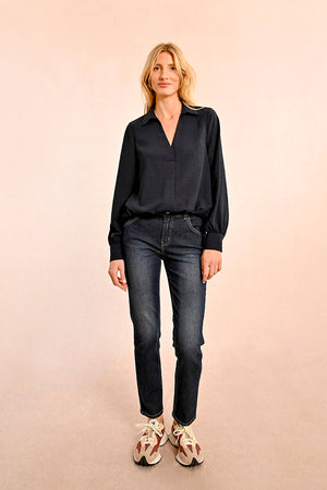 Molly Bracken Woven Blouse - Navy Blue